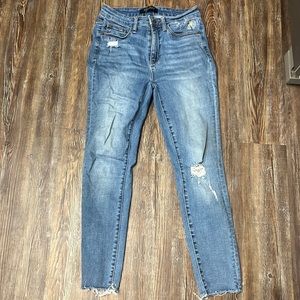 Womens size 5/27 Judy Blue